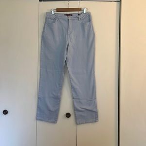 Light blue jean size 10 short